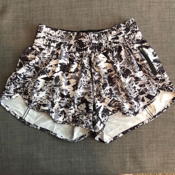 lululemon athletica Pants - Lululemon Tracker Short